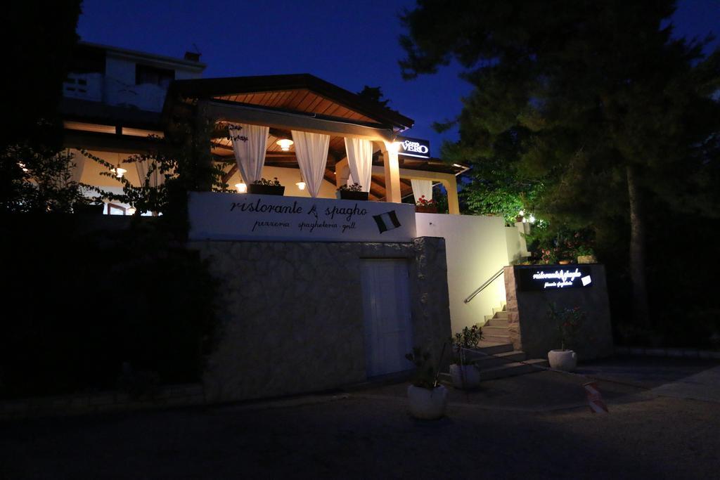 Novalja Inn 2 Bagian luar foto
