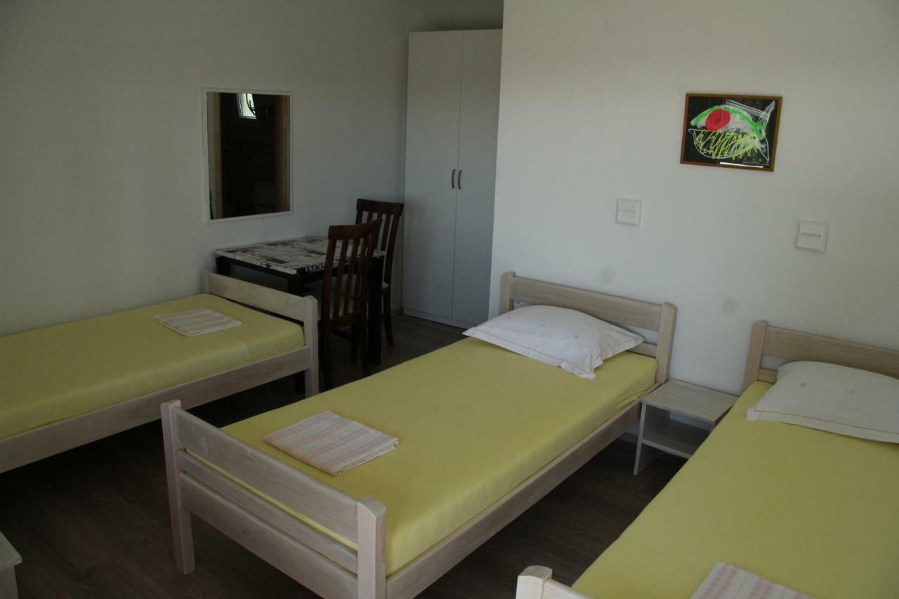 Novalja Inn 2 Bagian luar foto