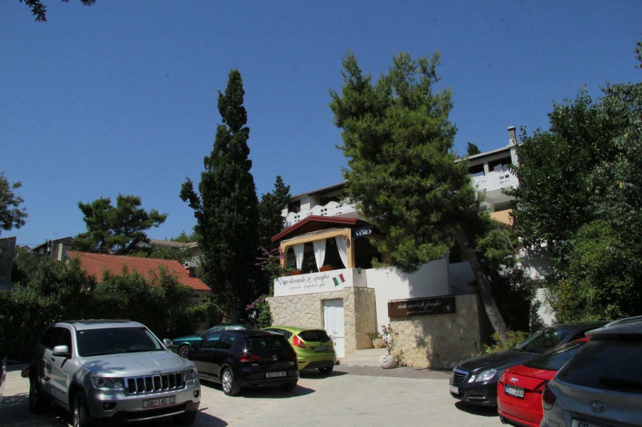 Novalja Inn 2 Bagian luar foto