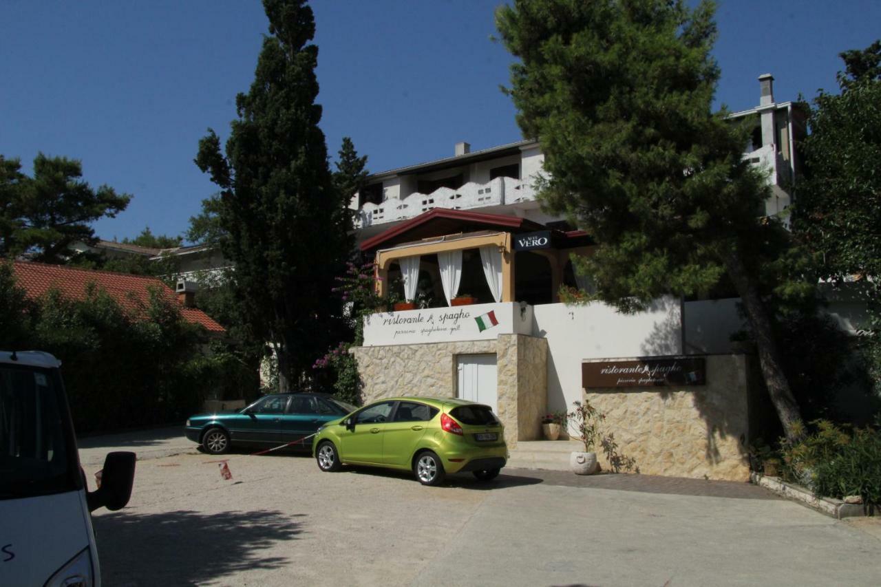 Novalja Inn 2 Bagian luar foto