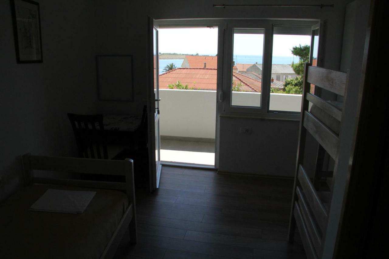 Novalja Inn 2 Bagian luar foto