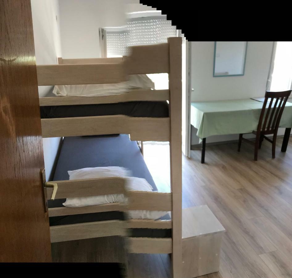 Novalja Inn 2 Bagian luar foto